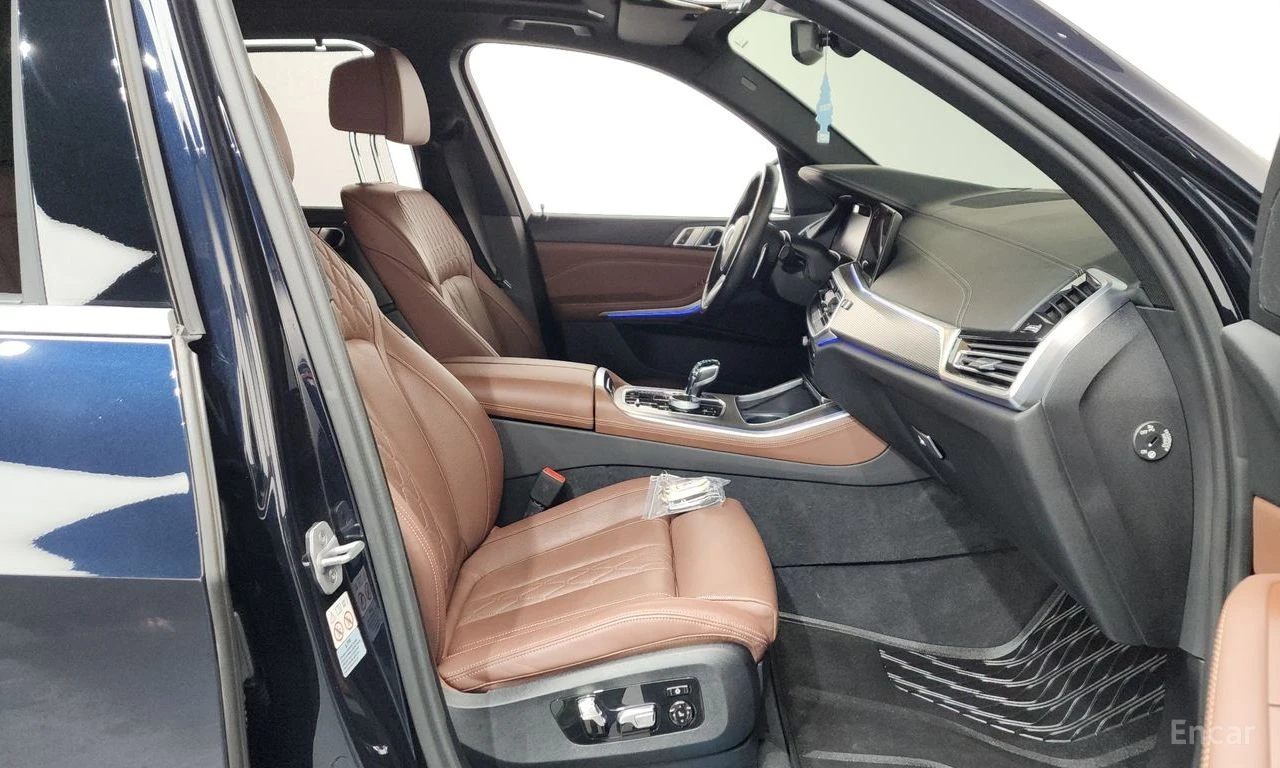 BMW X5M * ФИКСИРАНА ЦЕНА ДО БЪЛГАРИЯ * ЛАЗЕРИ * ОБДУХВАНЕ, снимка 12 - Автомобили и джипове - 55398731
