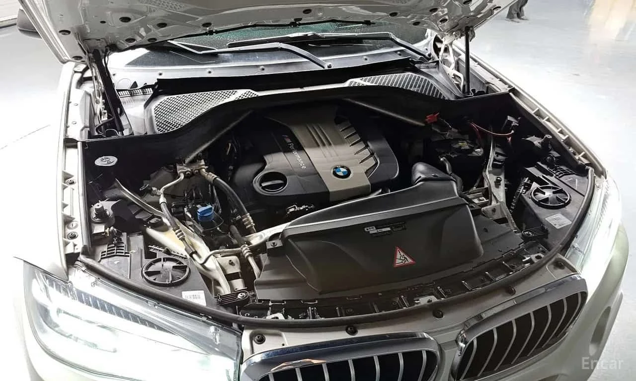 BMW X6 * M50d * CARFAX * ЦЕНА ДО БГ, снимка 6 - Автомобили и джипове - 55509325