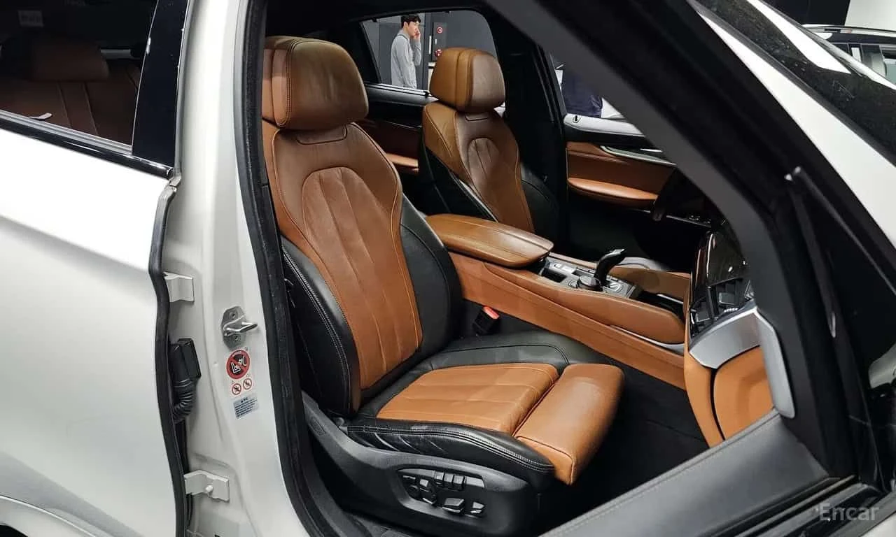 BMW X6 * M50d * CARFAX * ЦЕНА ДО БГ, снимка 10 - Автомобили и джипове - 55509325