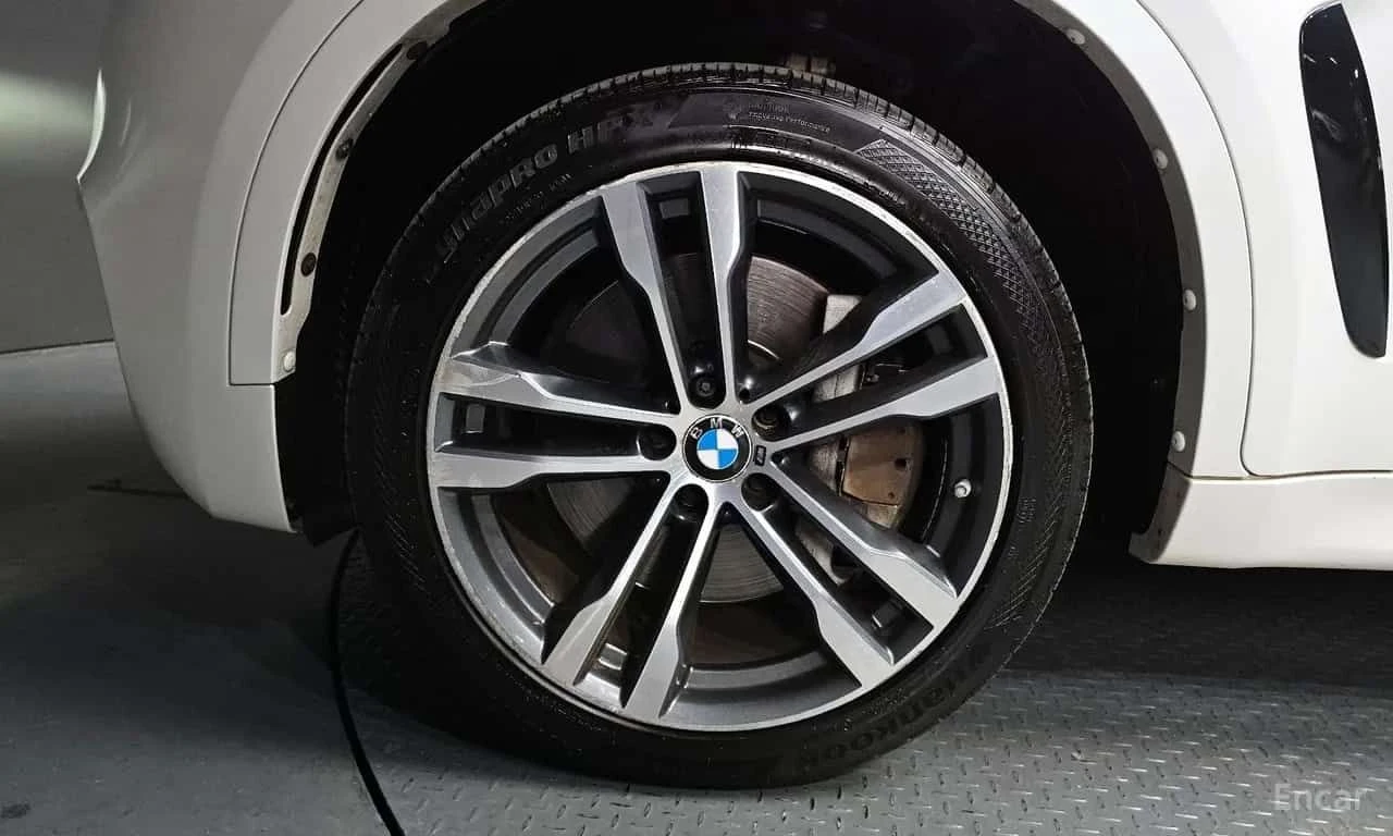 BMW X6 * M50d * CARFAX * ЦЕНА ДО БГ, снимка 5 - Автомобили и джипове - 55509325