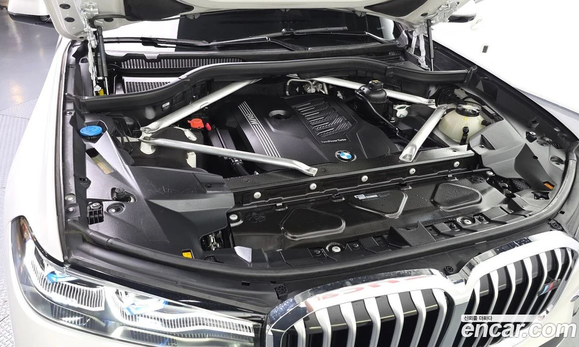BMW X7 xDrive 40i M Sport 6STR, снимка 6 - Автомобили и джипове - 55668941