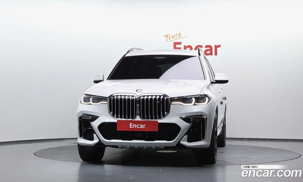 BMW X7 xDrive 40i M Sport 6STR, снимка 3 - Автомобили и джипове - 55668941