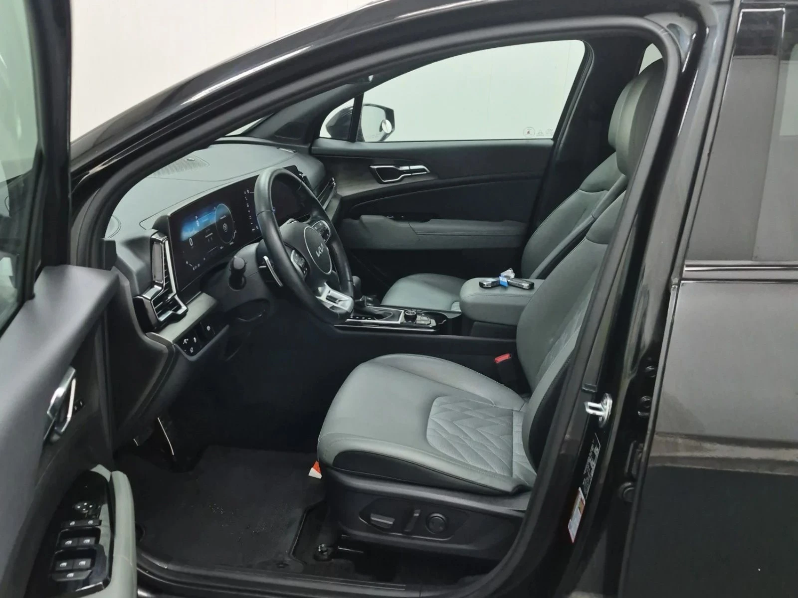 Kia Sportage, снимка 8 - Автомобили и джипове - 56685004