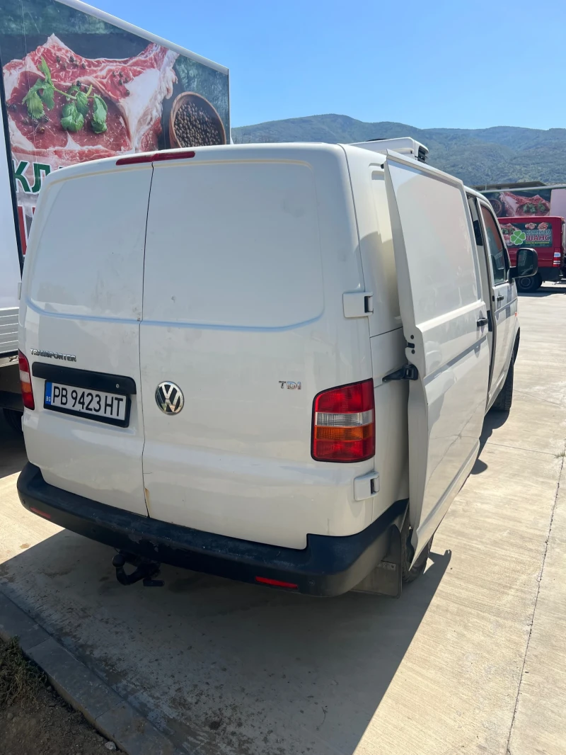 VW T5, снимка 3 - Бусове и автобуси - 52660584