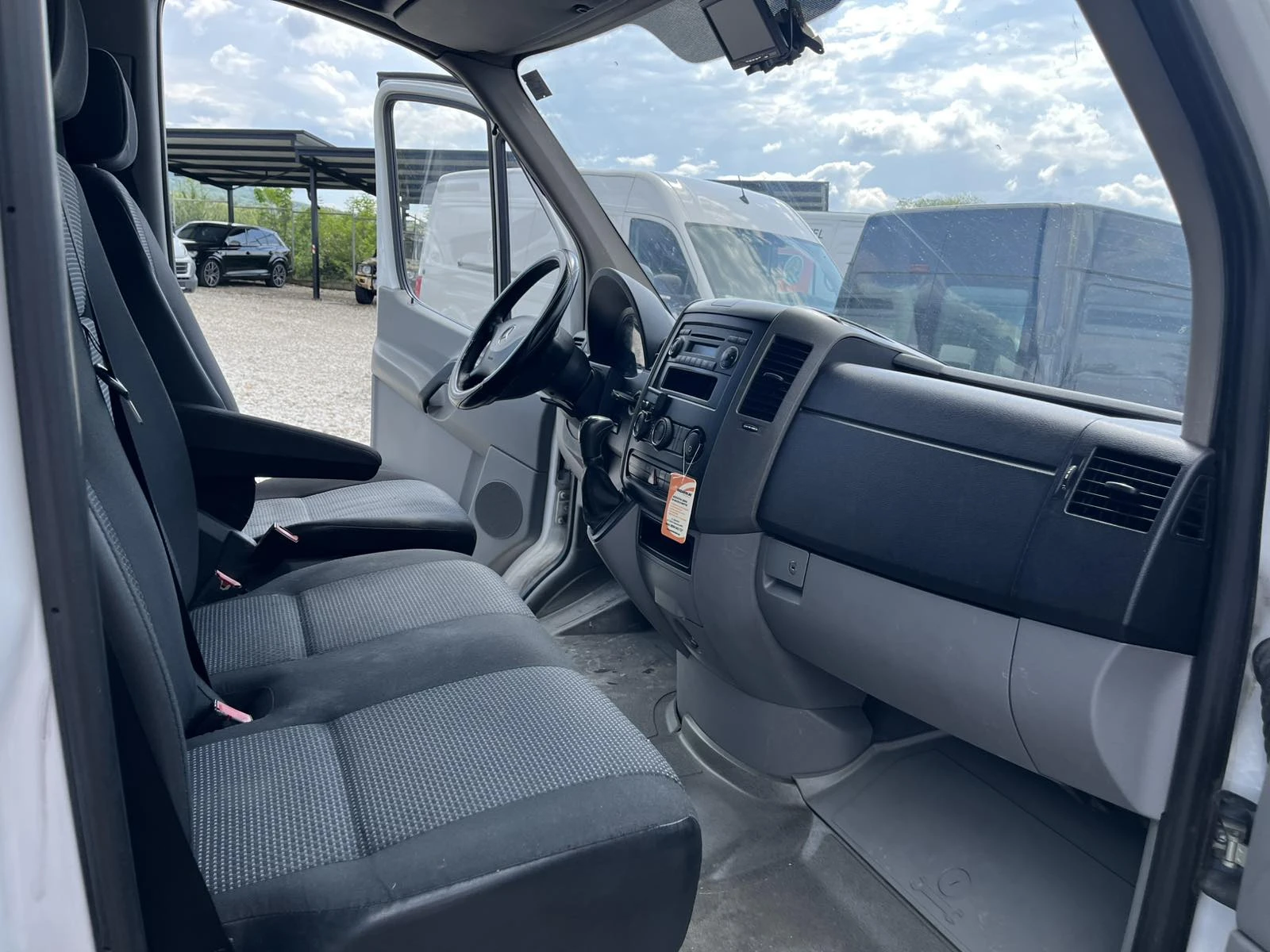 Mercedes-Benz Sprinter 316 KLIMA, AUTOMAT, TEMPOMAT, снимка 12 - Бусове и автобуси - 54657735