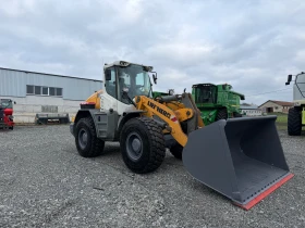 Челен товарач Liebherr 546 ЛИЗИНГ, снимка 1