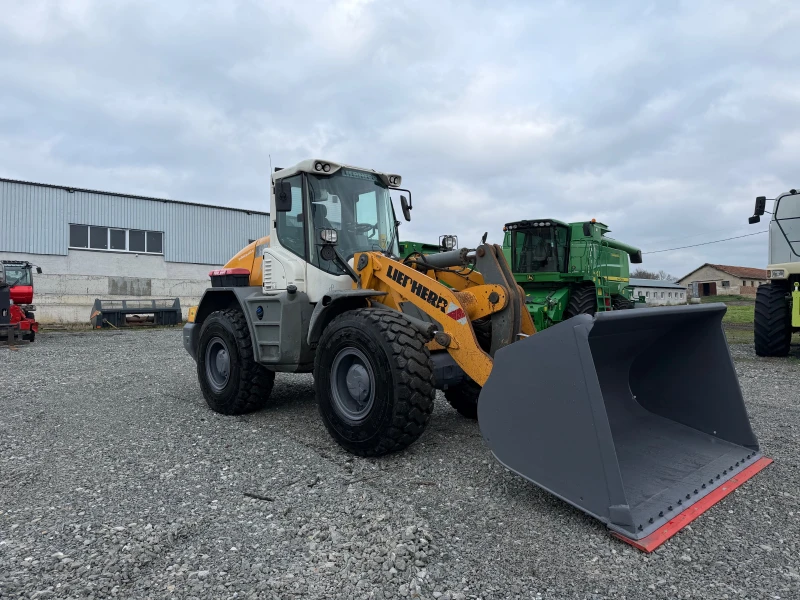 Челен товарач Liebherr 546 ЛИЗИНГ