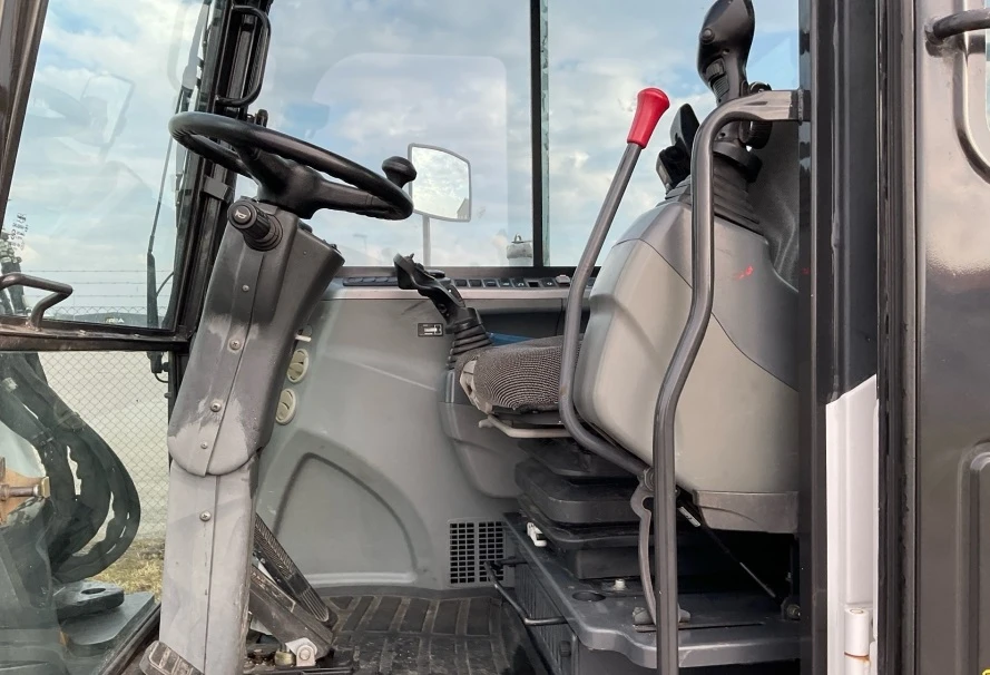 Багер Bobcat E55W, снимка 12 - Индустриална техника - 55898974
