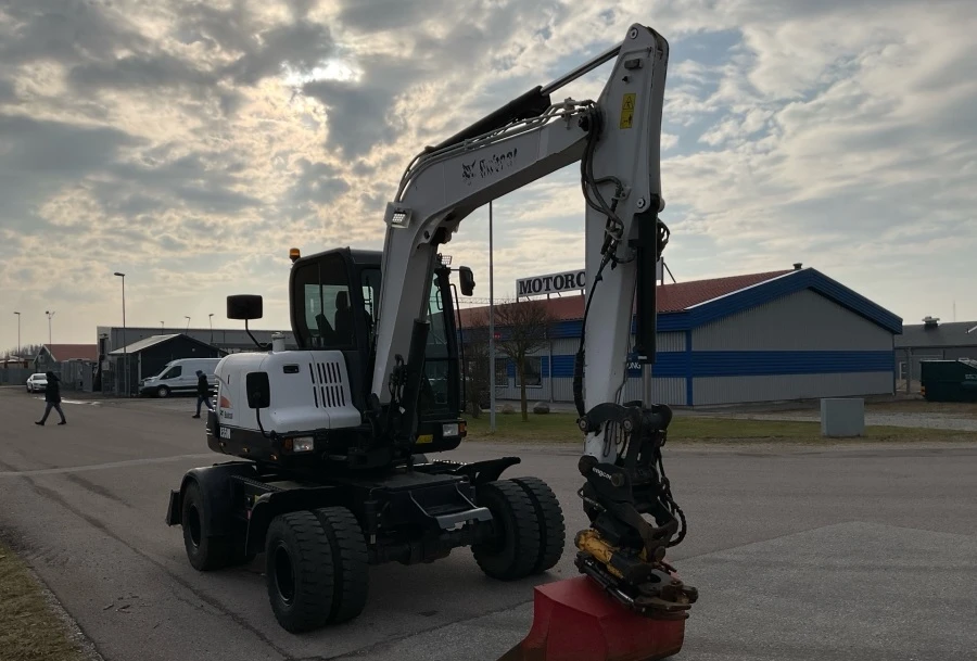 Багер Bobcat E55W, снимка 6 - Индустриална техника - 55898974