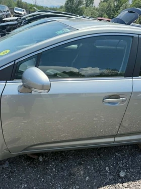 Предни и задни врати за Toyota Avensis 2009-2014г комби, снимка 9