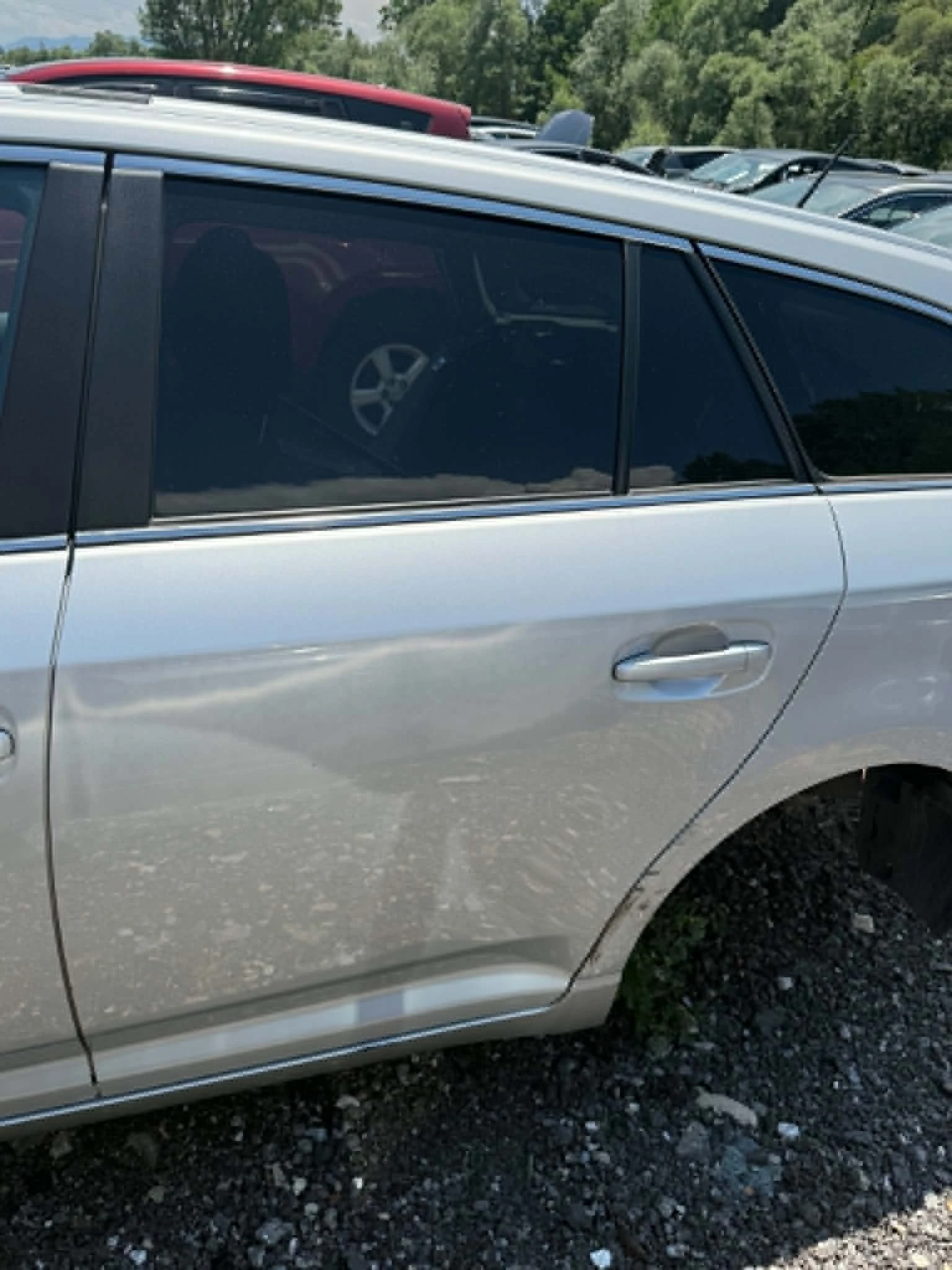 Предни и задни врати за Toyota Avensis 2009-2014г комби, снимка 4 - Части - 54867181