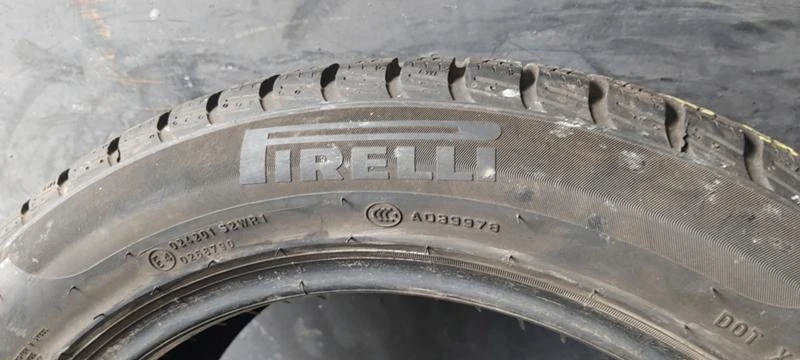 Гуми Зимни 215/55R17, снимка 5 - Гуми и джанти - 35123398