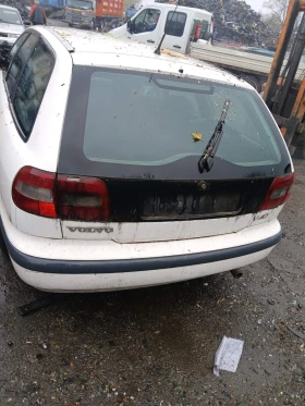 Volvo V40, снимка 1