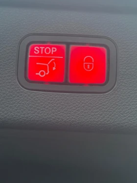 Mercedes-Benz GLC 220 DIGITAL/AMG/PANORAMA/KEYLESS/, снимка 13