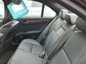 Mercedes-Benz C 300 AWD* АвтоКредит* (ЦЕНА ДО БГ), снимка 11