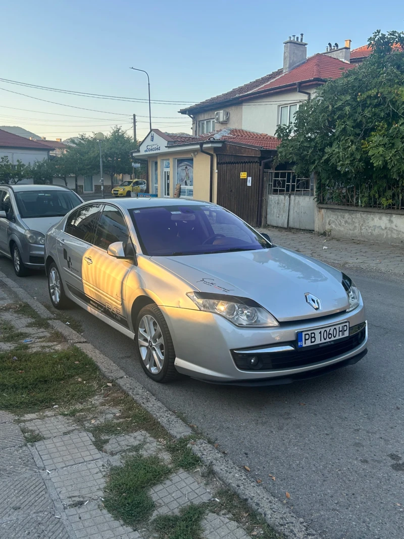 Renault Laguna, снимка 1 - Автомобили и джипове - 48090159