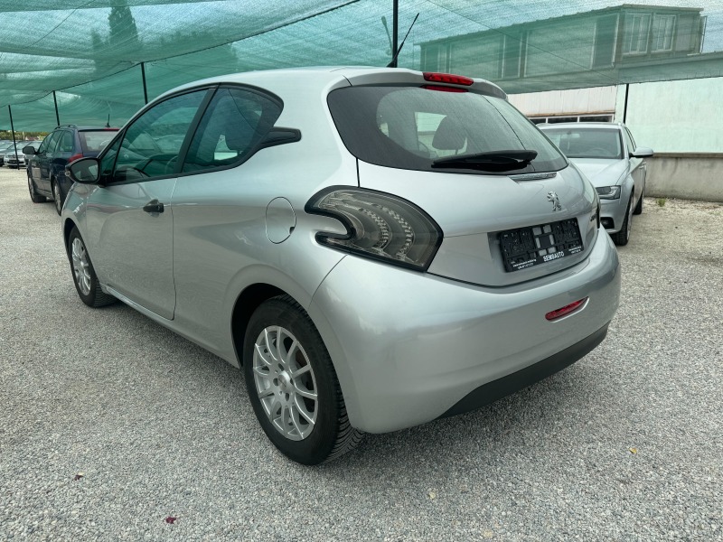 Peugeot 208 1.4 HDi EURO 5, снимка 4 - Автомобили и джипове - 46377865