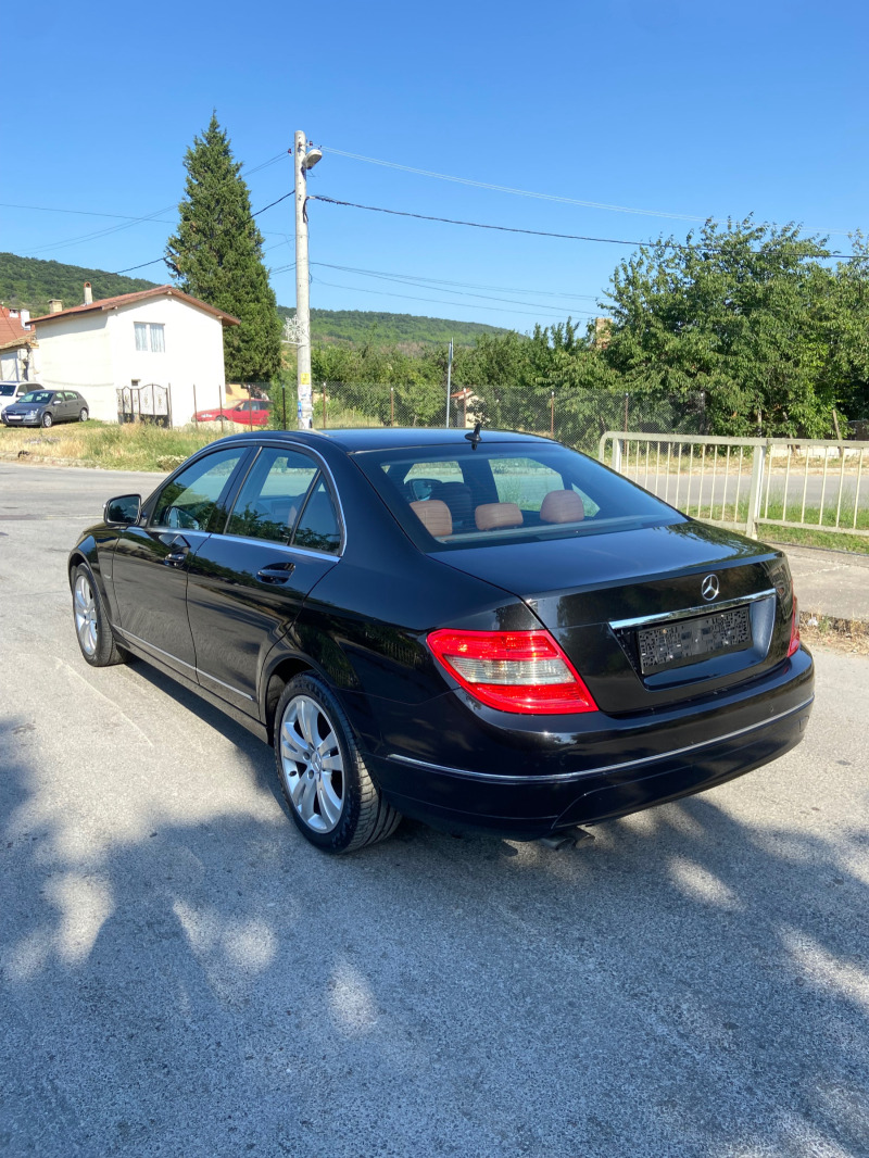 Mercedes-Benz C 200 2.2 CDi Avantgarde, снимка 6 - Автомобили и джипове - 46417475