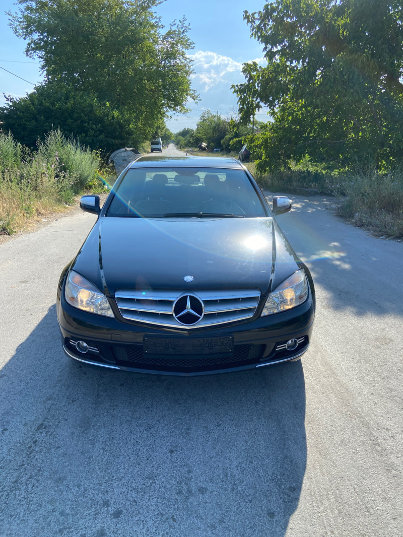 Mercedes-Benz C 200 2.2 CDi Avantgarde, снимка 2 - Автомобили и джипове - 46417475