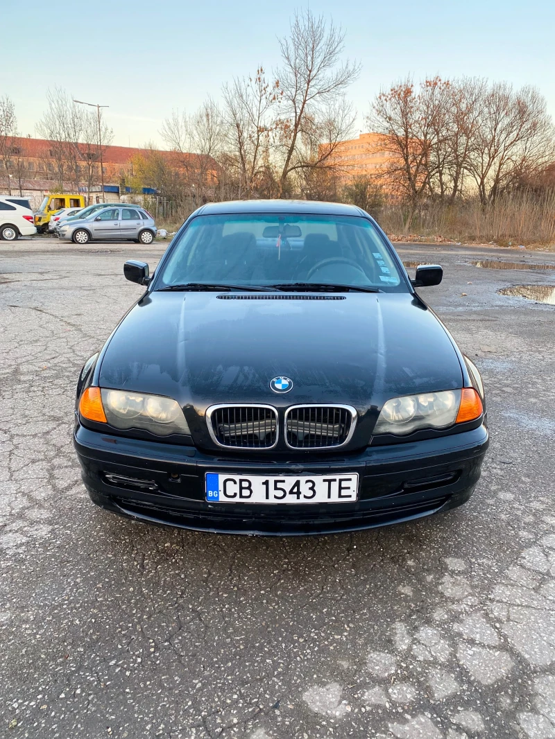 BMW 318, снимка 8 - Автомобили и джипове - 48004272