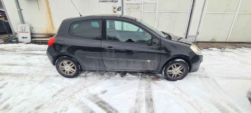 Renault Clio, снимка 3 - Автомобили и джипове - 48666362