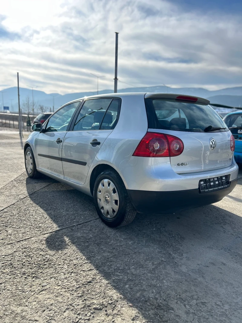 VW Golf 1.6i, снимка 3 - Автомобили и джипове - 48760448