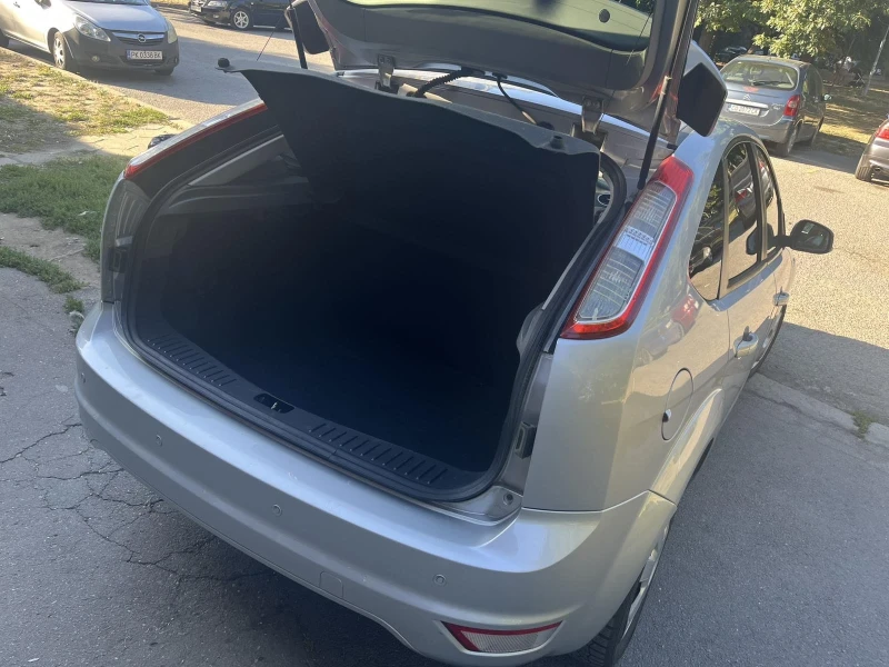 Ford Focus Titanium, снимка 6 - Автомобили и джипове - 52898692