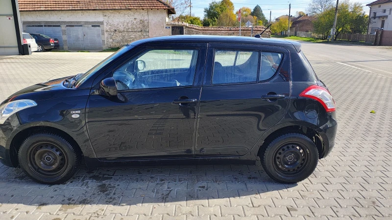 Suzuki Swift, снимка 3 - Автомобили и джипове - 53105233