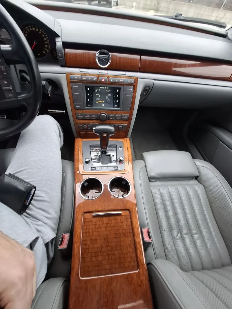 VW Phaeton 3.2 V6 LPG, снимка 3 - Автомобили и джипове - 53323104