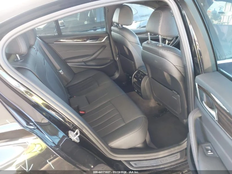 BMW 530 2l I, снимка 8 - Автомобили и джипове - 53465347