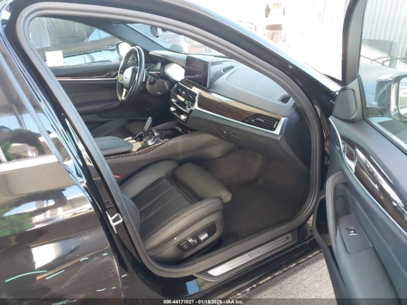 BMW 530 2l I, снимка 5 - Автомобили и джипове - 53465347