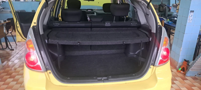 Suzuki Liana 1.6, снимка 7 - Автомобили и джипове - 53508045