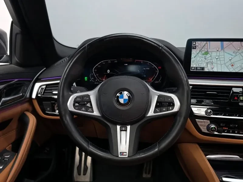 BMW 520 I M SPORTS, снимка 13 - Автомобили и джипове - 55118888