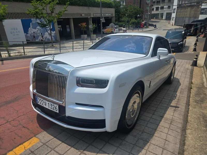 Rolls-Royce Phantom 6.7 Automatic КРАЙНА ЦЕНА: 338843 EUR, снимка 5 - Автомобили и джипове - 55966857
