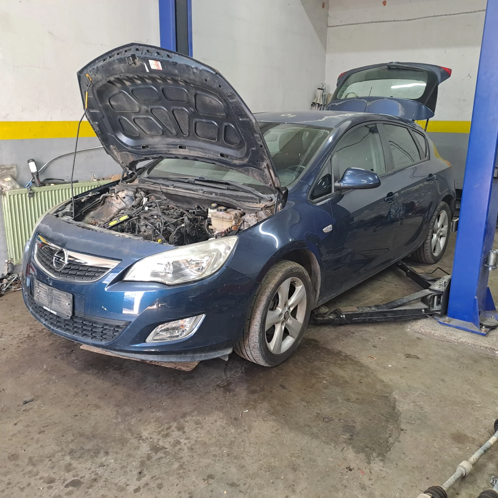 Opel Astra 1.4xer, снимка 1