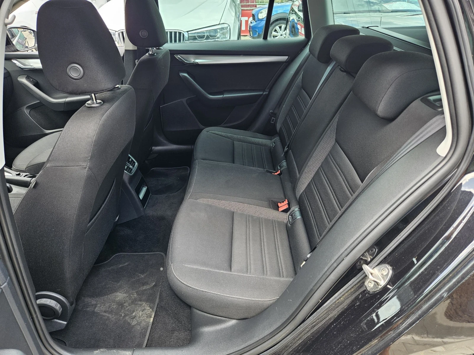 Skoda Octavia 1.5g-tec  - изображение 10