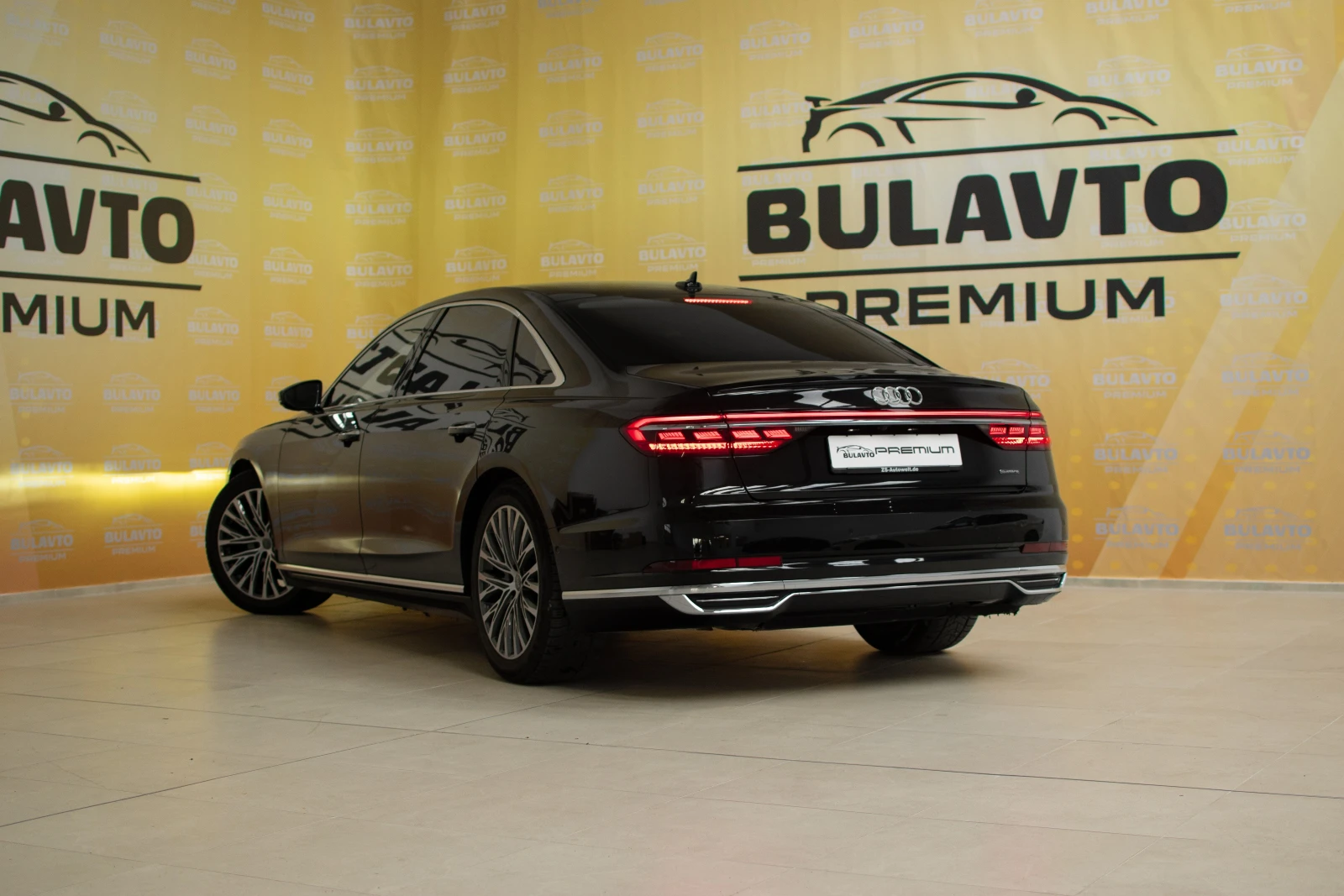 Audi A8 Long Quattro 3.0 TDI  - изображение 7