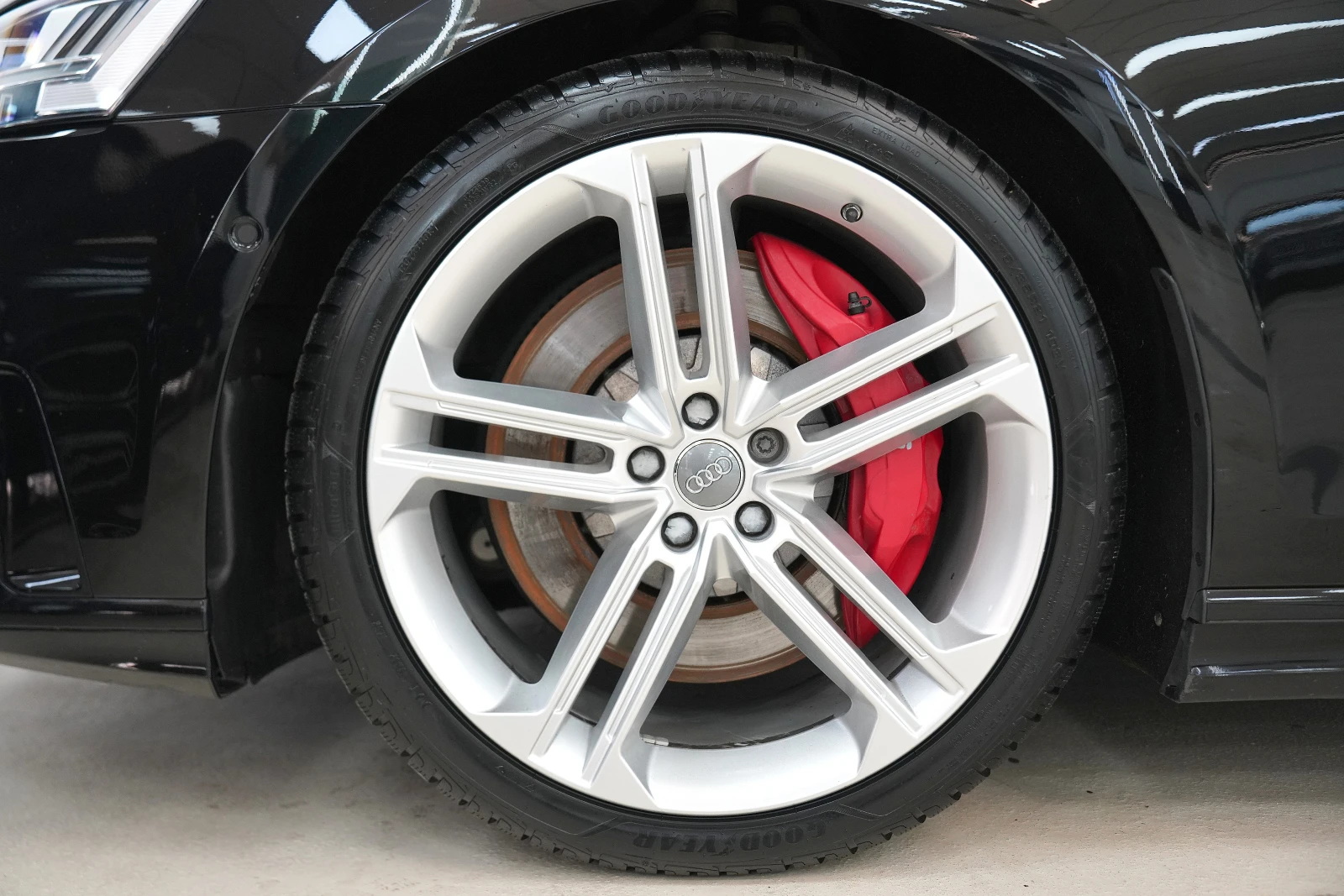 Audi S8 4.0 TFSI Quattro Bang&Olufsen OLED | Mobile.bg   14