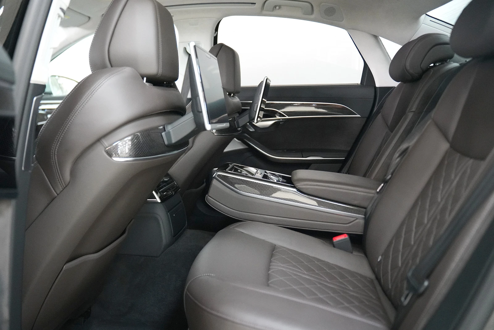 Audi S8 4.0 TFSI Quattro Bang&Olufsen OLED | Mobile.bg   11