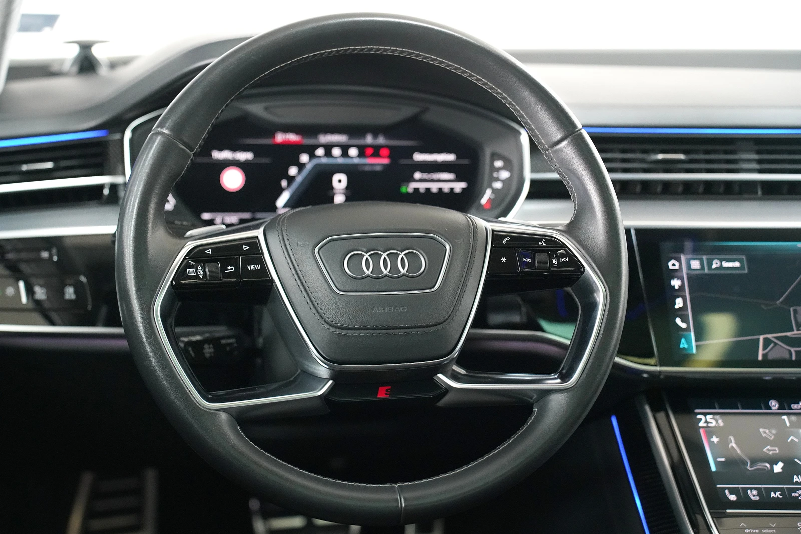 Audi S8 4.0 TFSI Quattro Bang&Olufsen OLED - изображение 10