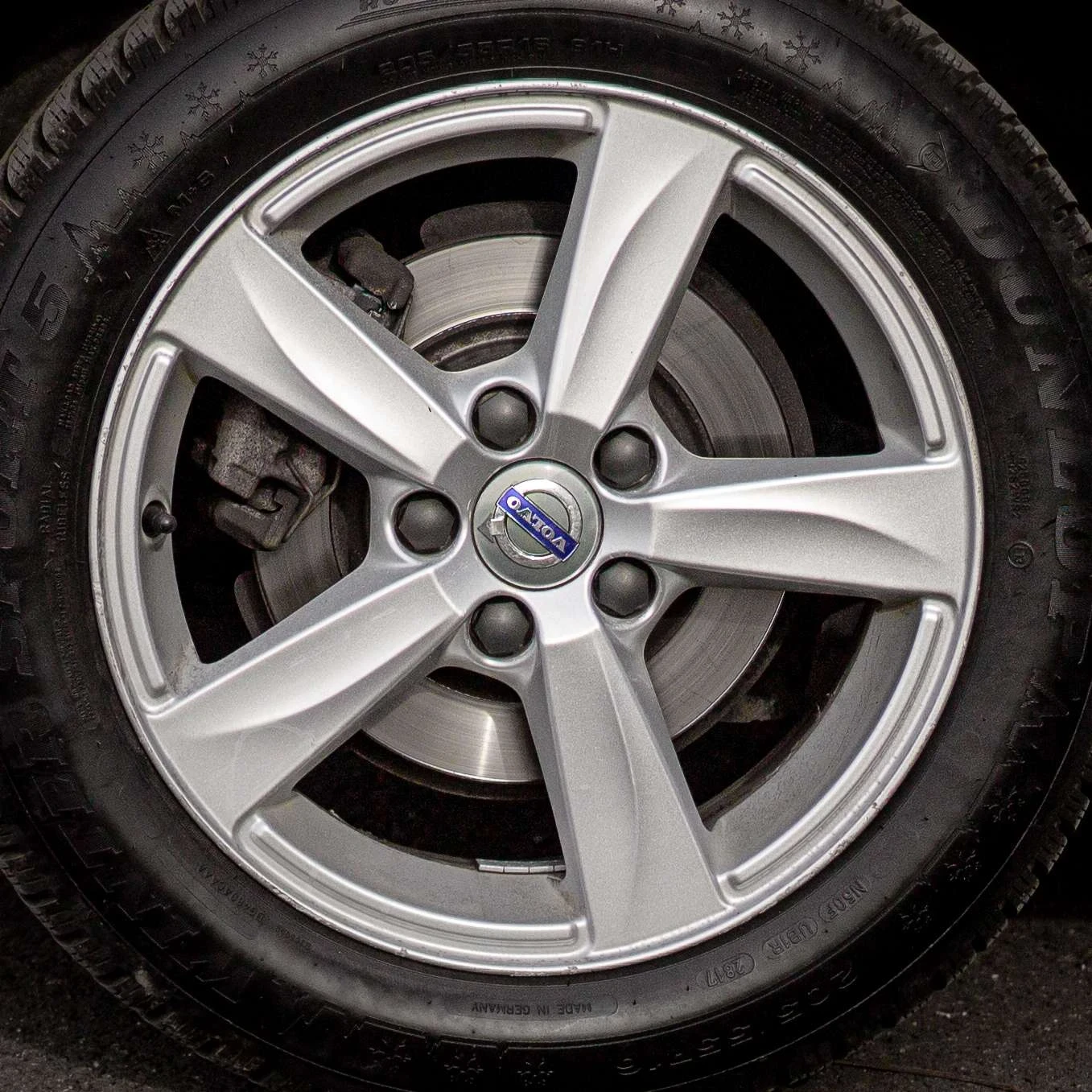 Volvo V40 2.0 DIESEL D4 - изображение 10