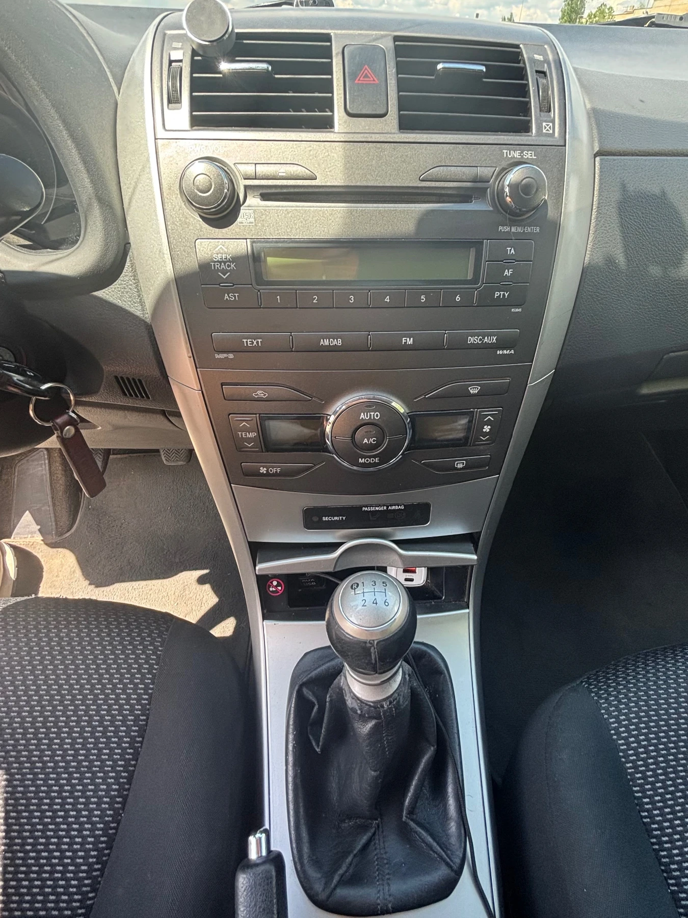 Toyota Corolla  - изображение 5
