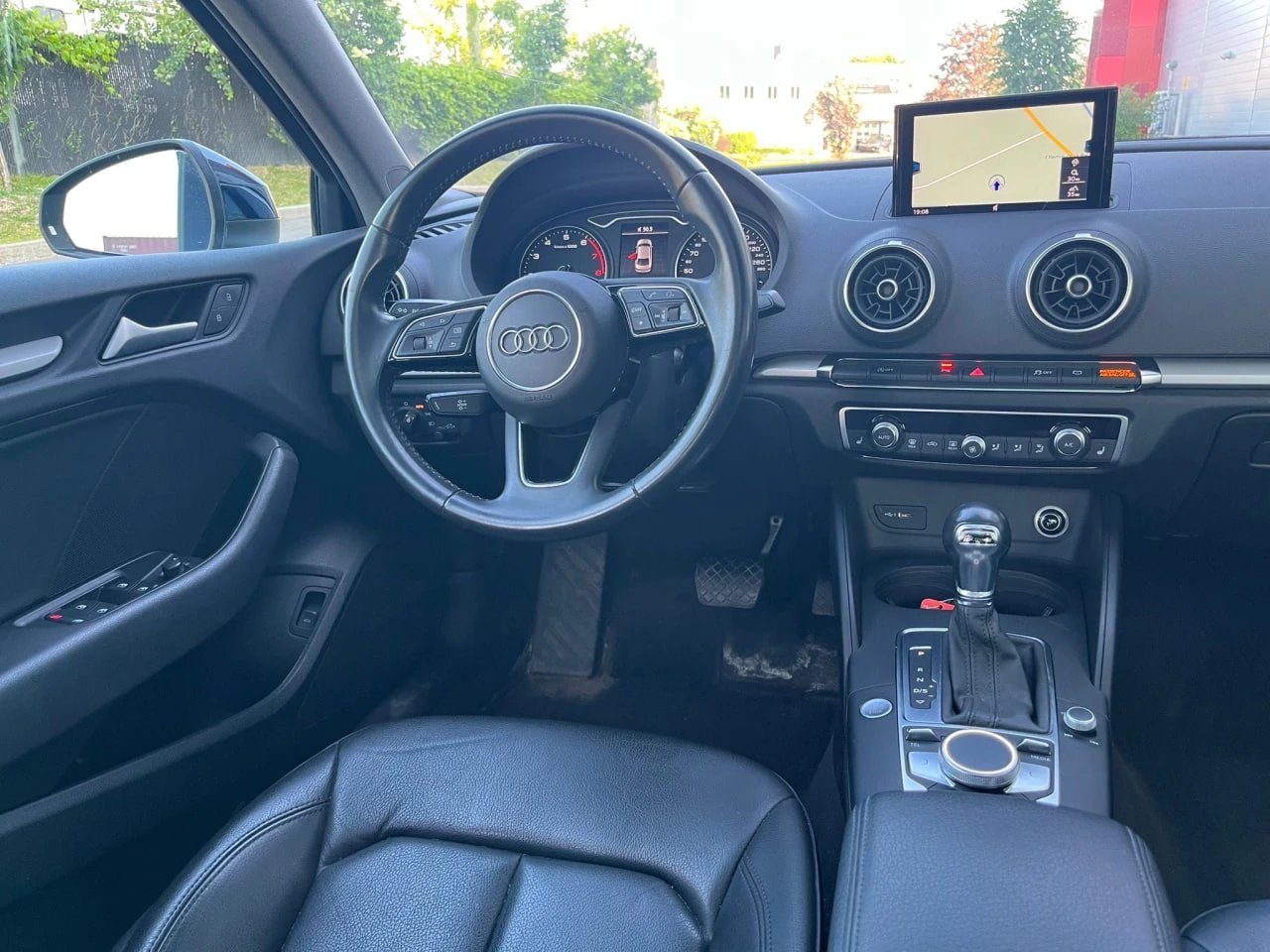 Audi A3 * CARFAX* АВТОФИНАНСИРАНЕ* БЕЗ ПЪРВОНАЧАЛНА ВНОСКА - изображение 9