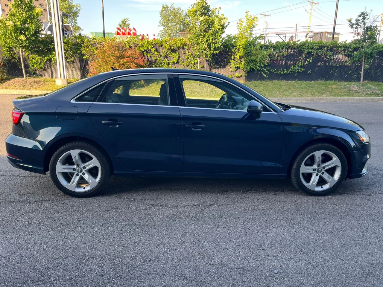 Audi A3 * CARFAX* АВТОФИНАНСИРАНЕ* БЕЗ ПЪРВОНАЧАЛНА ВНОСКА - изображение 3