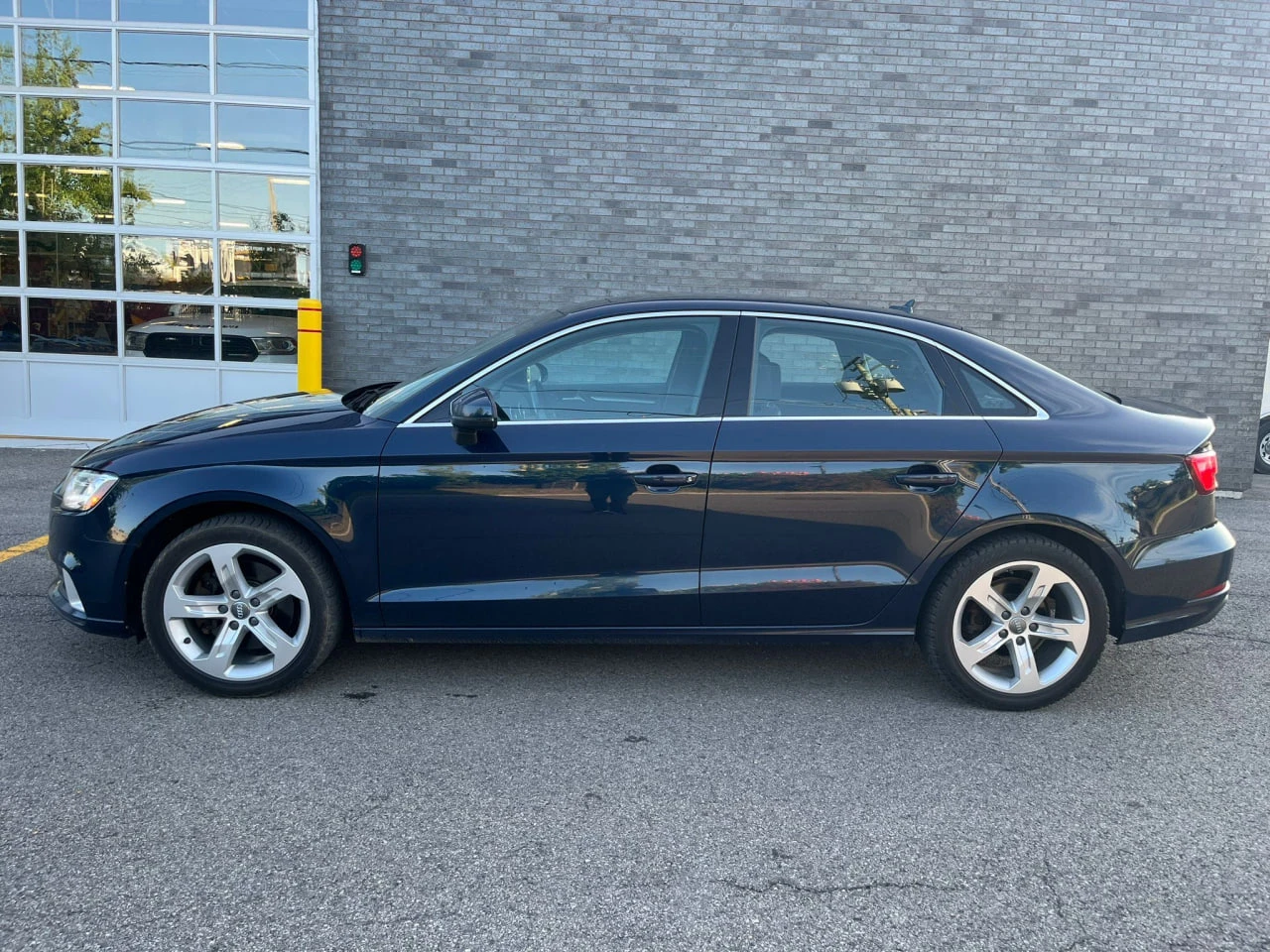 Audi A3 * CARFAX* АВТОФИНАНСИРАНЕ* БЕЗ ПЪРВОНАЧАЛНА ВНОСКА - изображение 2