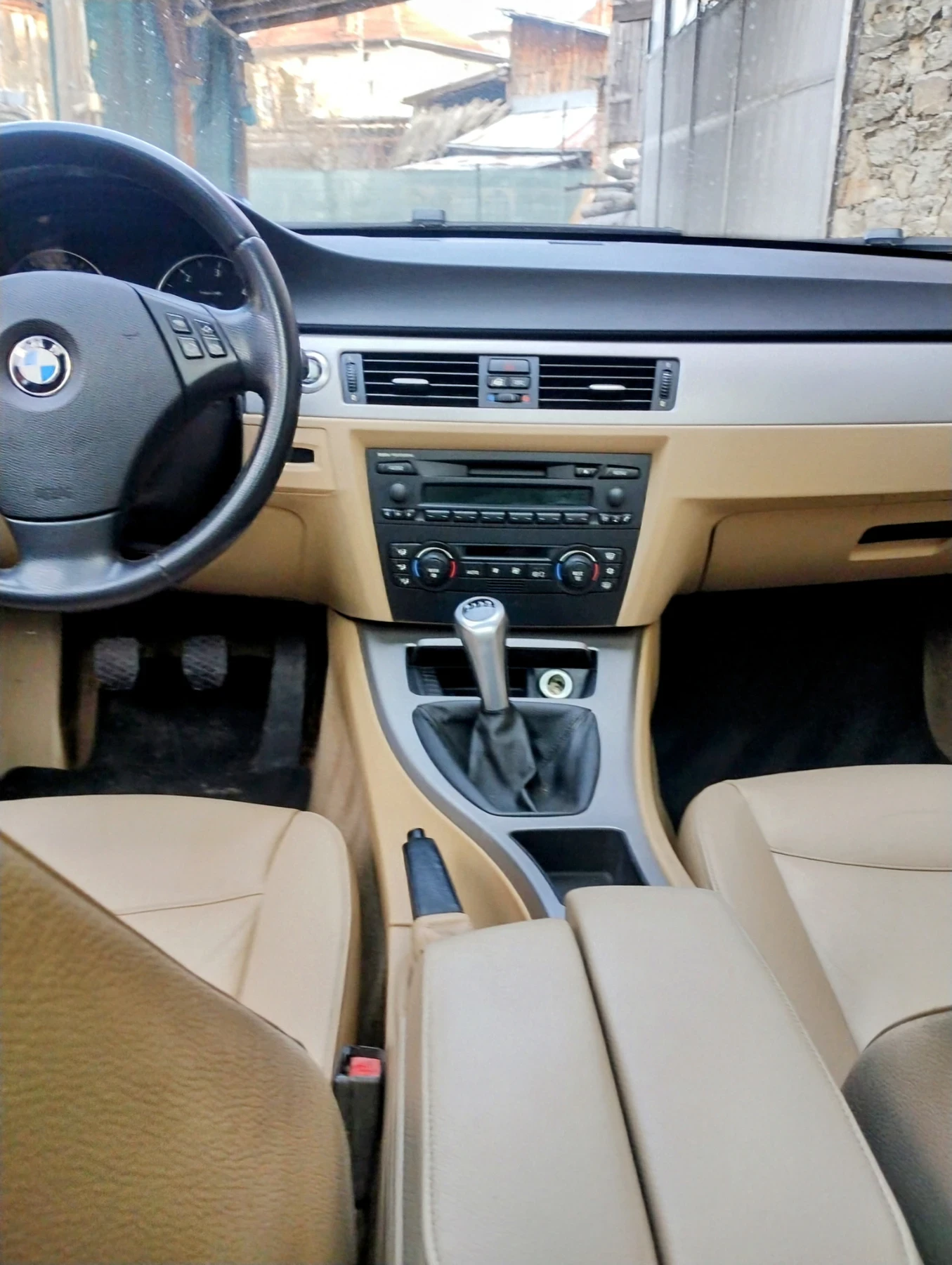BMW 320  - изображение 10