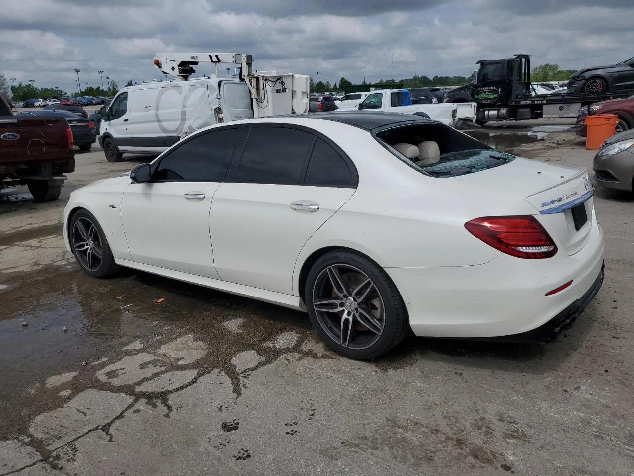 Mercedes-Benz E 53 AMG  - изображение 2