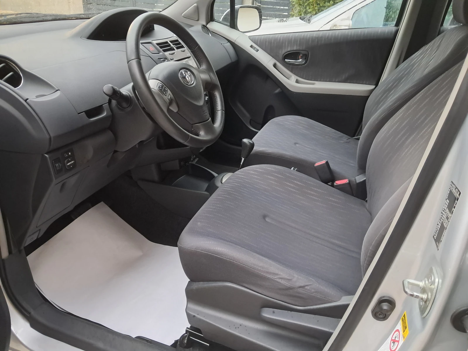 Toyota Yaris 1.3 vvt-i -FACELIFT-109000км.-КАТО НОВА | Mobile.bg — изображение 5