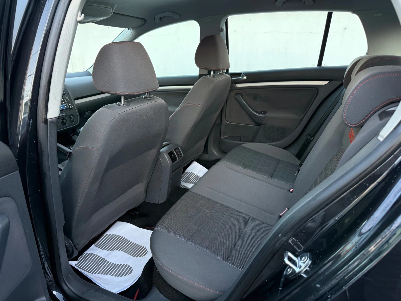 VW Golf 1.6I 102HP GOAL NAVI  | Mobile.bg   15