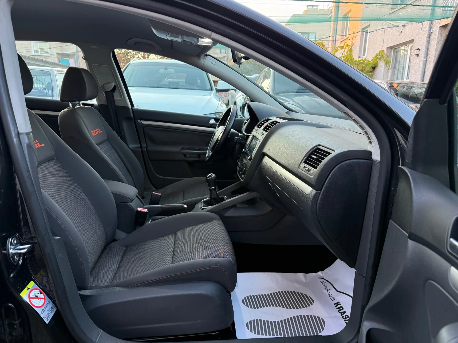 VW Golf 1.6I 102HP GOAL NAVI  | Mobile.bg   13